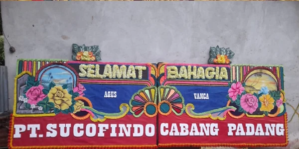  Papan bunga di Bulakan Balai Kandi
