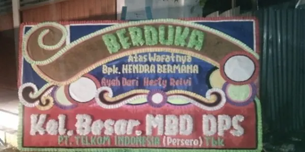  Papan bunga di Tilatang Kamang